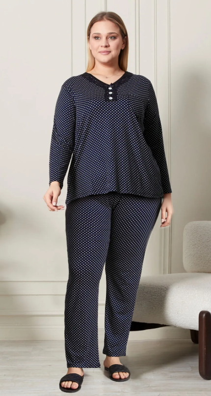 Puantiye Desenli Yakası Dantelli Ve Düğmeli Büyük Beden Siyah Pijama Takımı