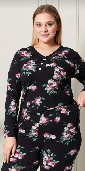 Çiçek Desenli Yakası Dantelli Düğmeli Büyük Beden Siyah Pijama Takımı